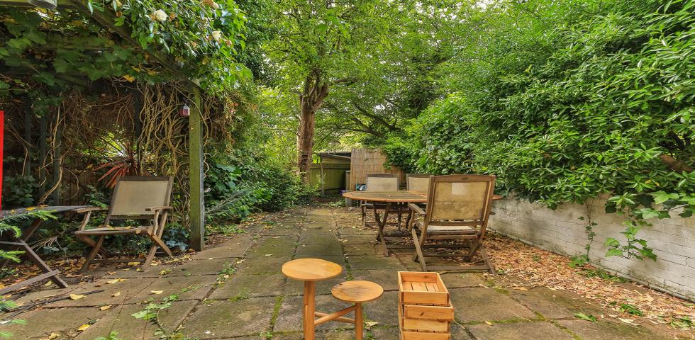 			3 Bedroom, 2 bath, 1 reception Flat			 Mill Lane, WEST HAMPSTEAD